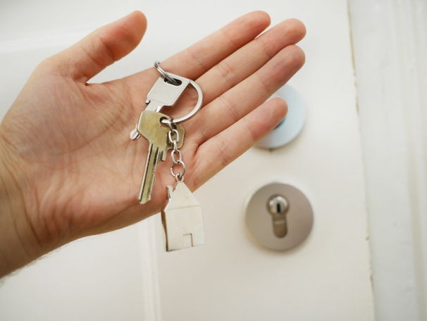 https://choiniere.StopRentingStartOwning.com